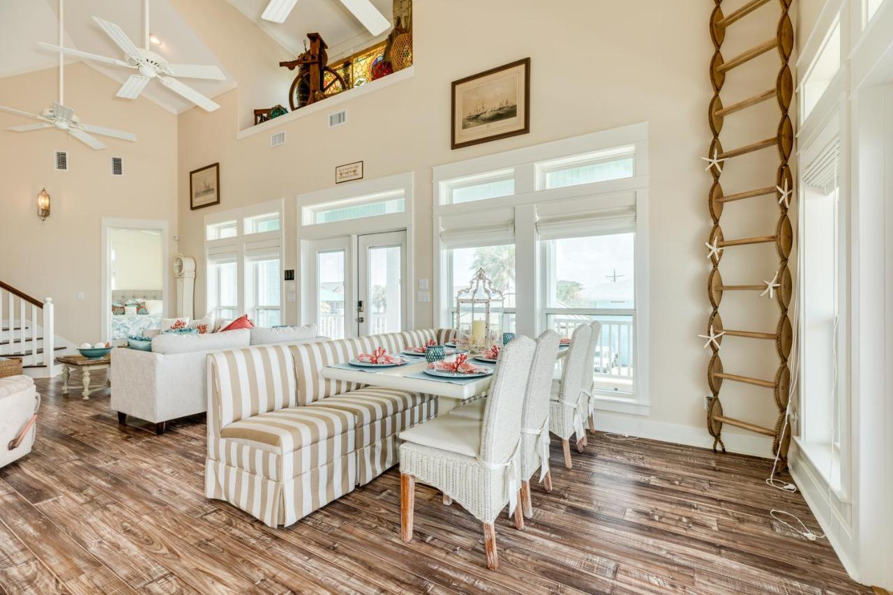 Seaside Luxe Villa Crystal Beach Exterior photo